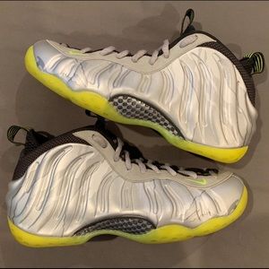 Nike Air Foampositie One “Tech Challenge”